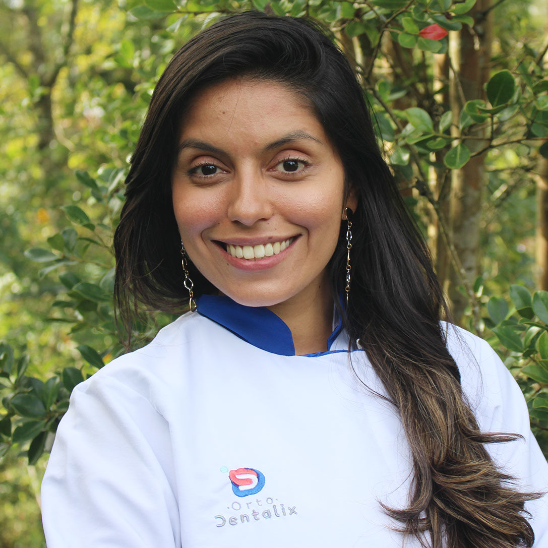 Kelly Jiménez Orozco Ortodoncista